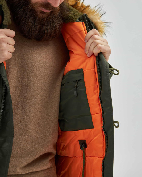 Аляска N-3B хакі з нашивками «Українські Соколи» Аляска N-3B хакі з нашивками «Українські Соколи»