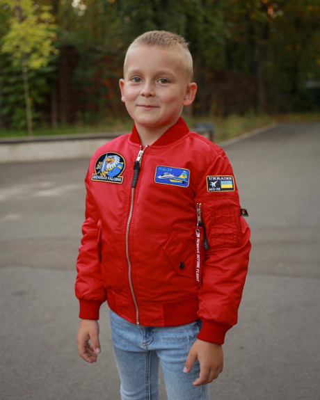 Бомбер MA-1 дитячий червоний з нашивками