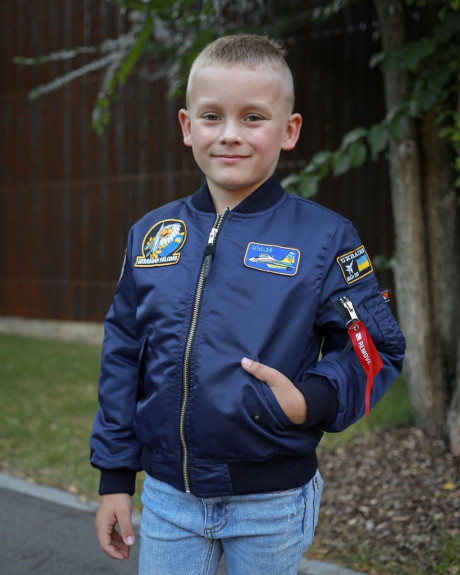 Бомбер MA-1 хлопчачий синій з нашивками