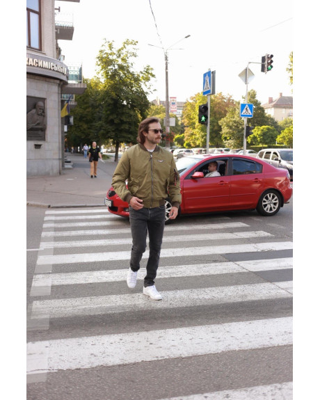 Бомбер MA-1 олива