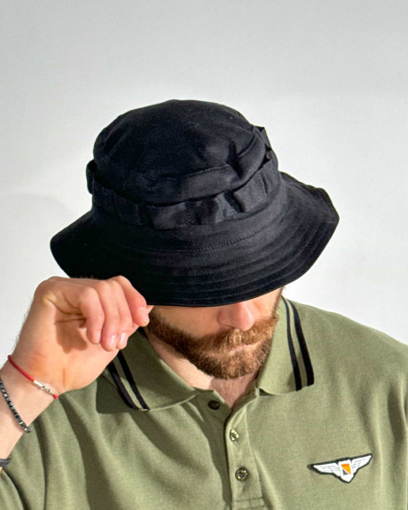 Панама чорна