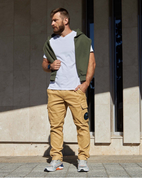 Штани карго бежеві з нашивками 831 БрТА Штани карго бежеві з нашивками 831 БрТА