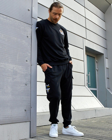 Світшот чорний з нашивками 40 БрТА Світшот чорний з нашивками 40 БрТА