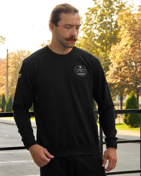 Світшот чорний з нашивками 831 БрТА