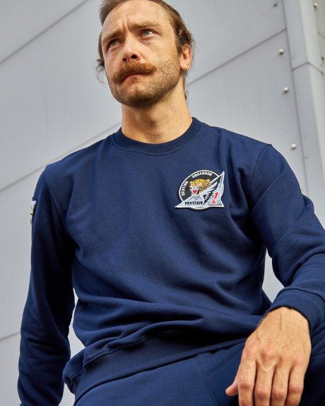 Світшот синій з нашивками 40 БрТА